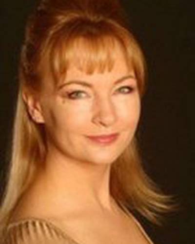 Мирна Вэлланс фото