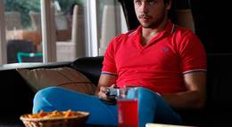 Кадр из фильма "Дочери Гюнеш" - 2