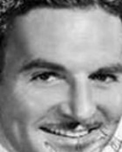 Джон Саттон фото