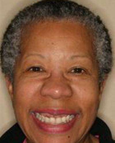 Б.Дж. Харрисон фото