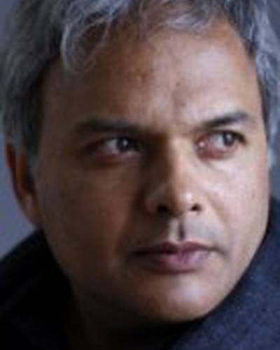 Юдайан Прасад фото