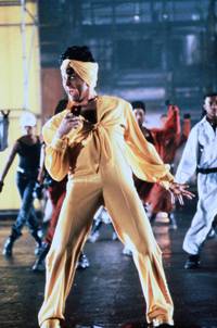 Кадр Оставайтесь с нами