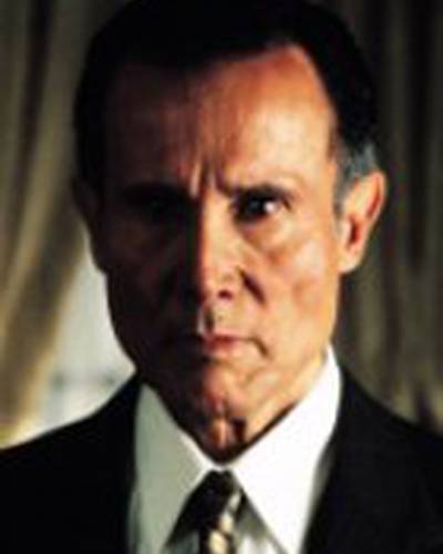 Генри Сильва фото