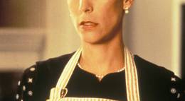 Кадр из фильма "Домашний арест" - 1