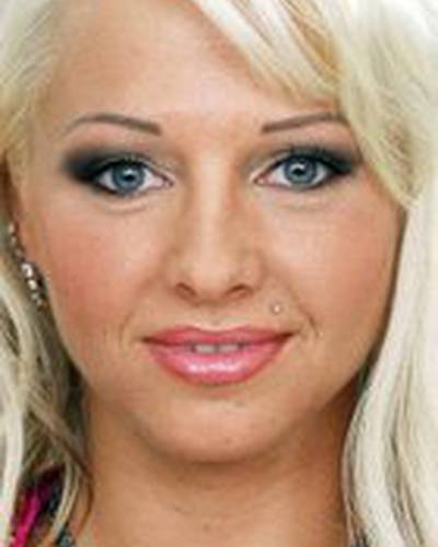 Секси Кора фото