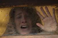 Кадр Последний дом слева