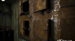 Кадр из фильма "Темный этаж" - 2