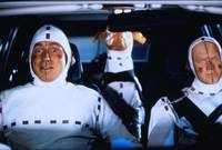 Кадр Оставайтесь с нами