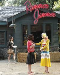 Кадр Зои Харт из южного штата