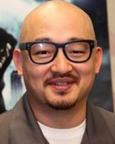 Мин-Ву Хен фото