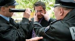 Кадр из фильма "Динозавры" - 1