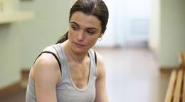 Кадр из фильма "Стукачка" - 1