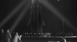 Кадр из фильма "Первые на Луне" - 1