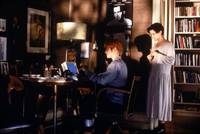 Кадр Одинокая белая женщина