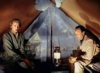 Кадр Могамбо