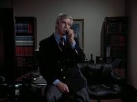 Кадр Коломбо: Леди ждет