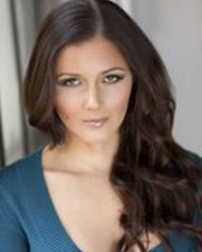 Нана Гувеа фото