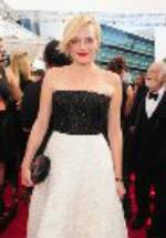 Элизабет Мосс фото