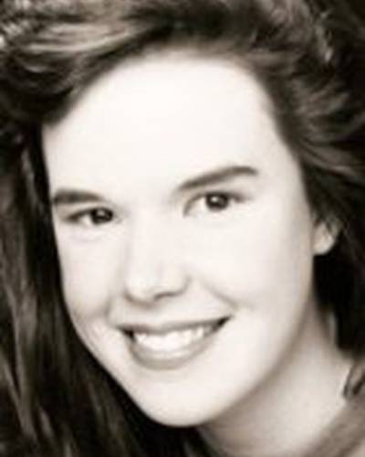 Лиза Бронвин Мур фото