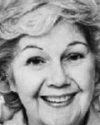 Джинн Бейтс фото