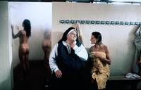 Кадр Монахини в бегах