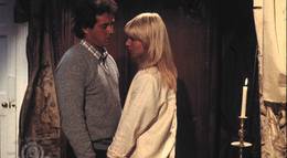 Кадр из фильма "Дом длинных теней" - 1