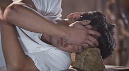 Кадр из фильма "Будни торговца кровью" - 2