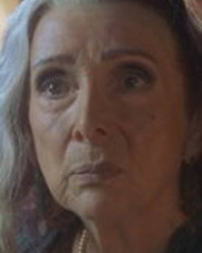 Ив Пирс фото