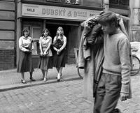 Кадр Любовь между каплями дождя