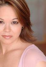 Эмели Мура-Смит фото