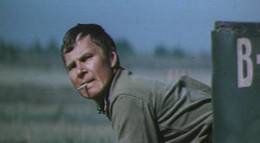 Кадр из фильма "Старшина" - 2