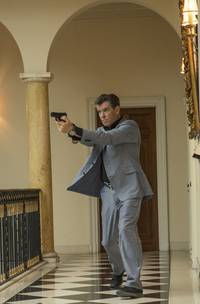 Кадр Человек ноября