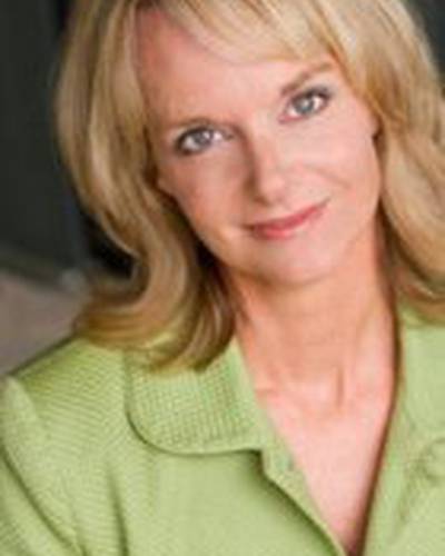 Джулия Смит фото