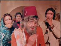 Кадр Амар,  Акбар, Антони