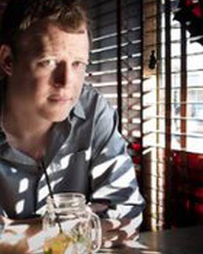 Ди Остин Робертсон фото