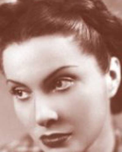 Адриана Серра фото