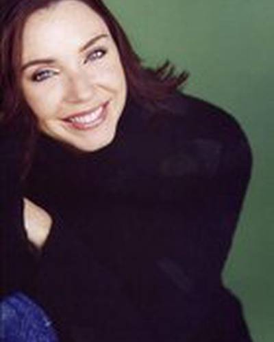 Стефани Кортни фото