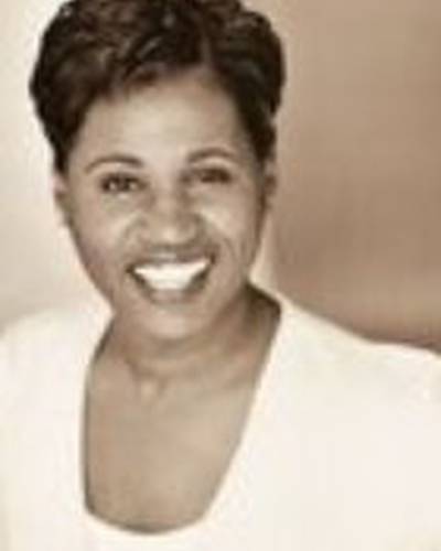 Натали Чарльз фото