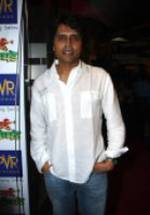 Нагеш Кукунур фото