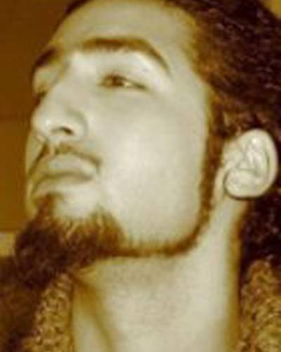 Толга Сафер фото