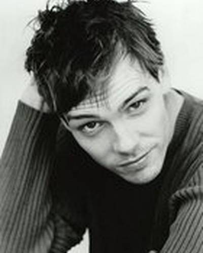 Мэттью Карри Холмс фото