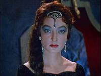 Кадр Королевство кривых зеркал