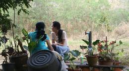 Кадр из фильма "Синдромы и столетие" - 2