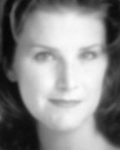 Доун МакКелви Кир фото