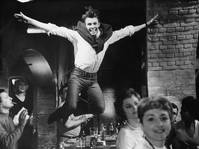 Кадр Все любят Петера