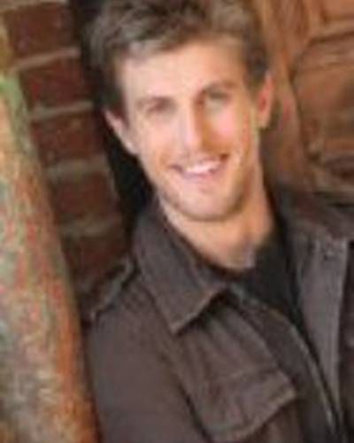 Натаниель Бентон фото