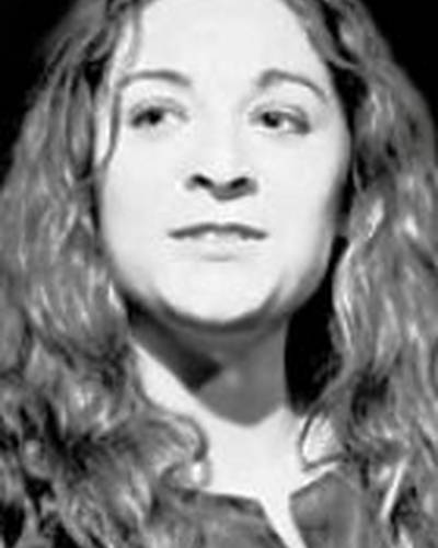 Майа Брутон фото