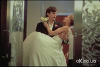 Кадр Молодожены