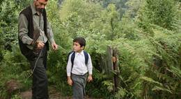 Кадр из фильма "Мёд" - 2