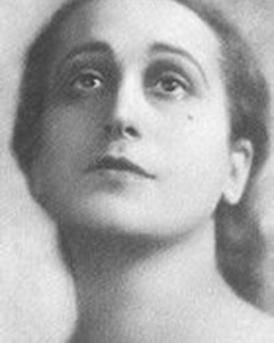 Italia Almirante-Manzini фото